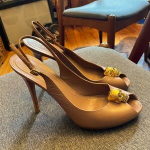 Alexander McQueen Tan/Rose Peep Toe Skull Heels sz 9